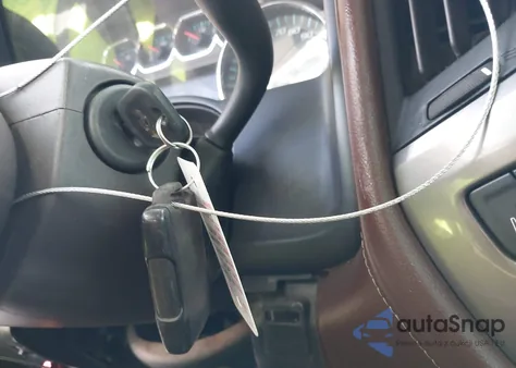 2017 Chevrolet Silverado 2500Hd High Country z USA, uszkodzony, nr VIN 1GC1KXEY3HF247978